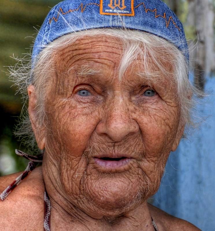 седина, возраст Пляжная завсегдатай.photo preview