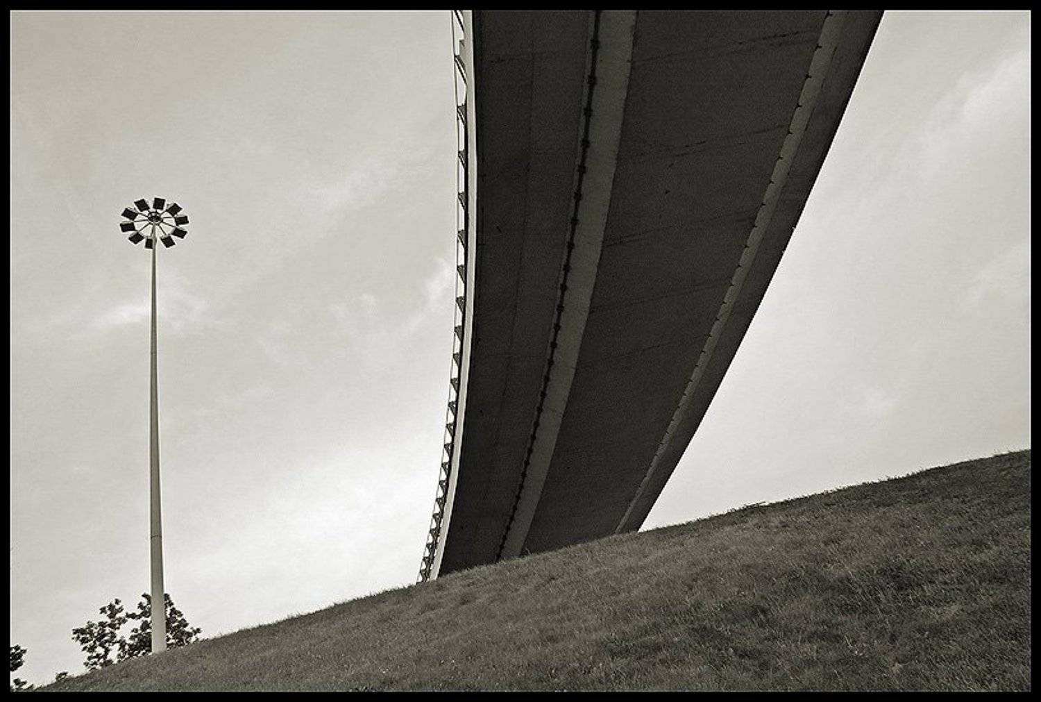 Аллегория одувунчика. Осень.. Автор: Александр Абалихин город, мега, микро, макро, Александр Абалихин