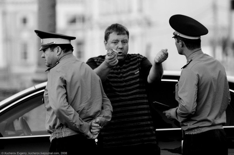 репортаж, милиция, люди Ну не виноватая яphoto preview