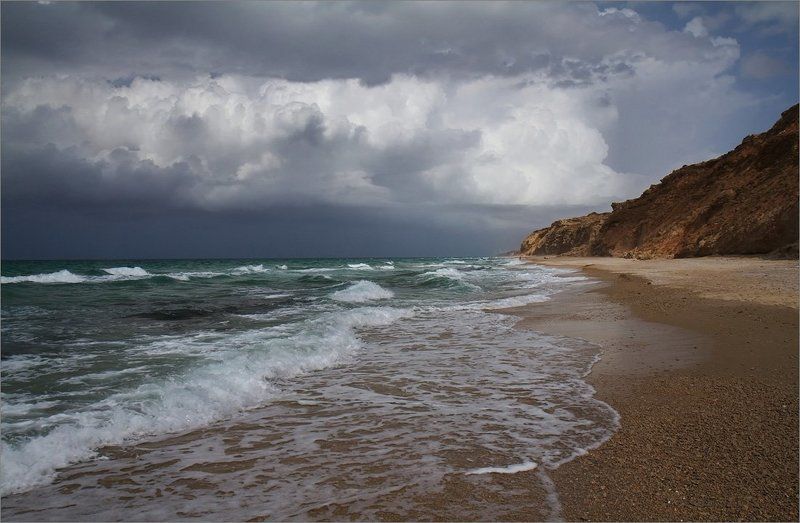 Часовая прогулка у моряphoto preview