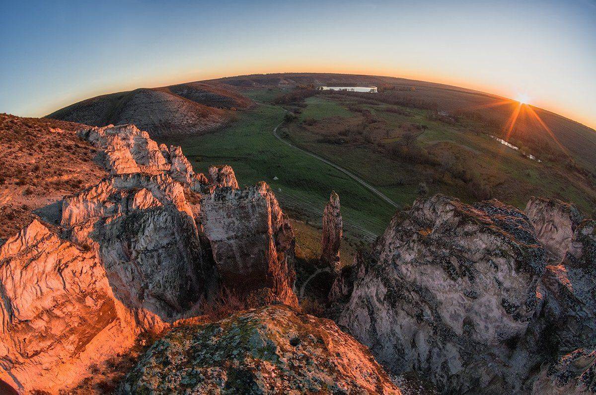 Рассвет над глобусом Шира :). Автор: Игорь Мелекесцев , Игорь Мелекесцев