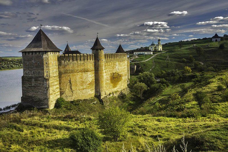 Хотинская крепостьphoto preview