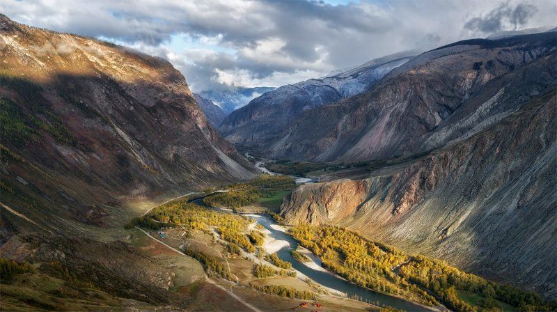 Долина реки Чулышман. Игра теней.photo preview