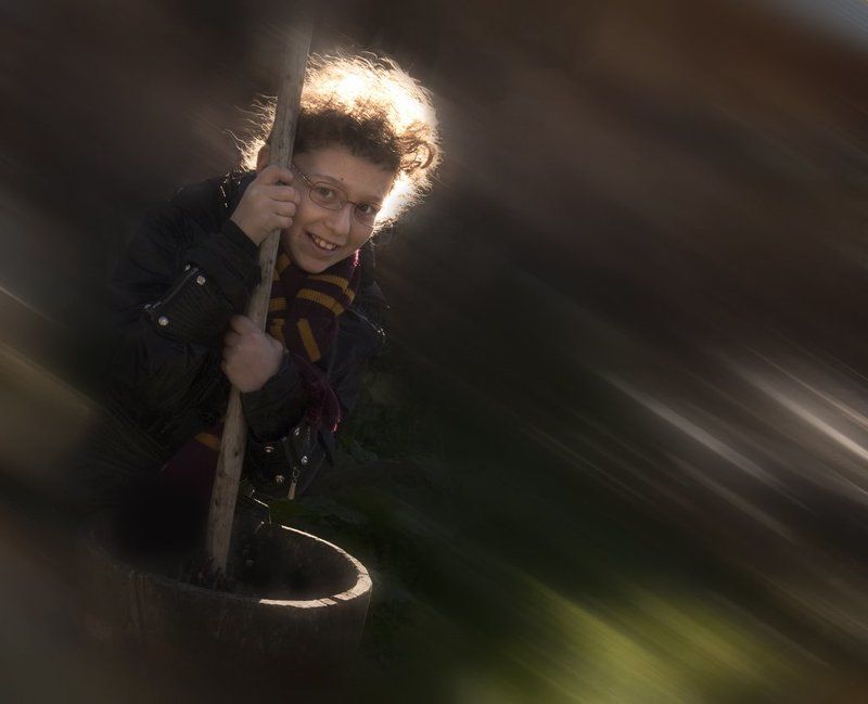 Маленькая волшебница)photo preview