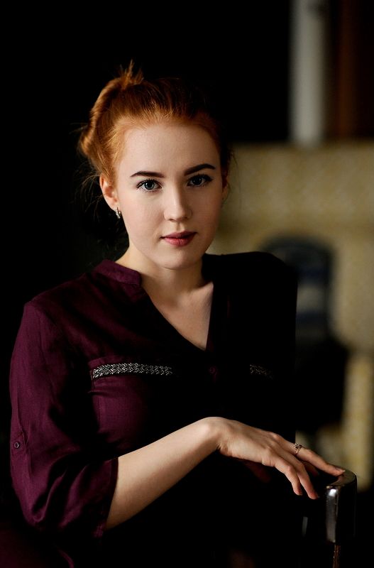 девушка,портрет,студия For some works, it takes time to realize their depth.photo preview