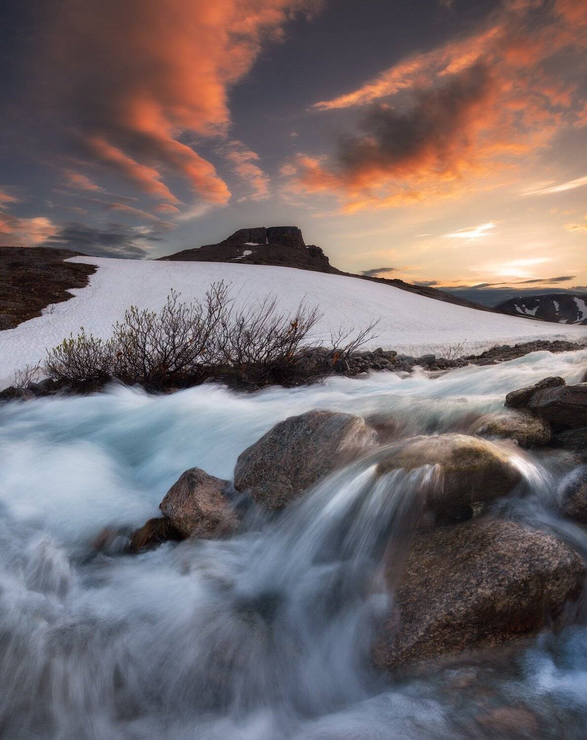 Река Поачвумйок. Автор: Виталий Истомин июль,хибины,кольский,север,россия,горы,вода,весна, Виталий Истомин