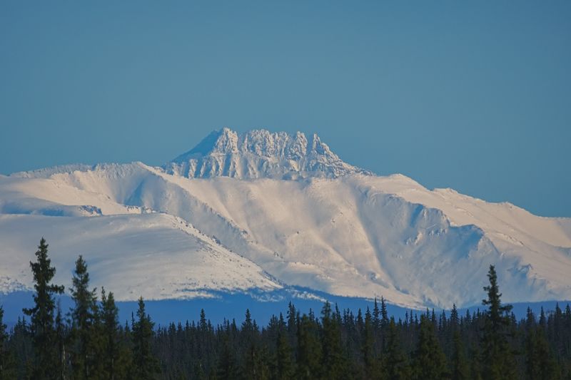 печора,коми,приполярный,урал,горы,югыд-ва,манарага Манарага в апрелеphoto preview