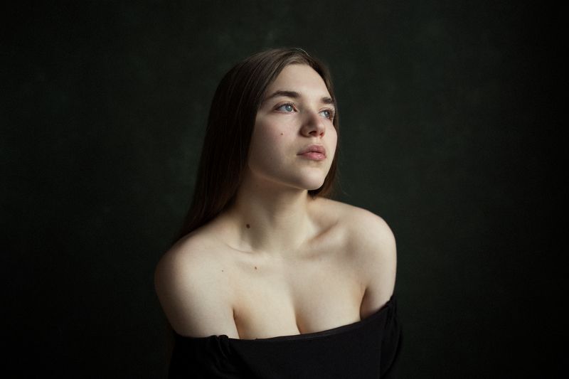 портрет. девушка. фон. фотография. Надеждаphoto preview