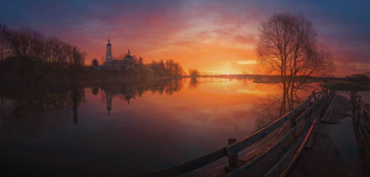 Апрельский рассвет в Филипповском. Автор: Ilya Melikhov , Ilya Melikhov