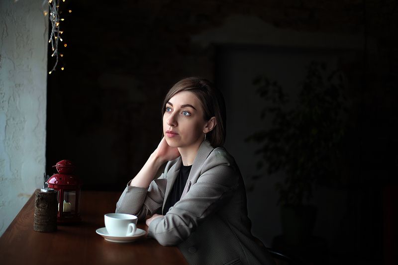 девушка, кафе, портрет, woman, girl, beautiful, pomoleyko, помолейко, красота, красотка девушка в кафеphoto preview