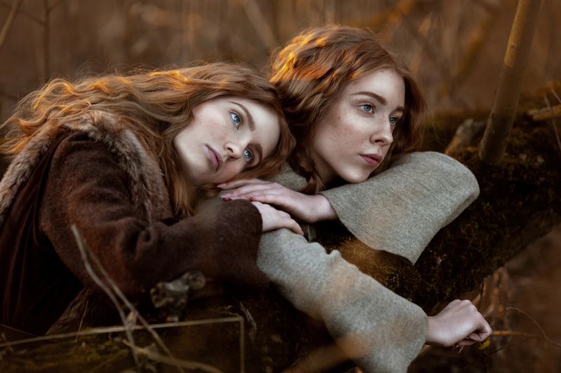 Девушки, сестры, взгляд, sisters, women -photo preview