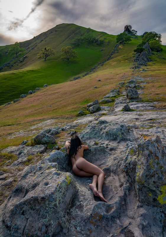 nude wild outdoor fine art China Wallphoto preview