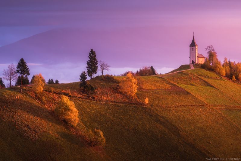 slovenia, словения Церковь святых Приможа и Фелицианаphoto preview