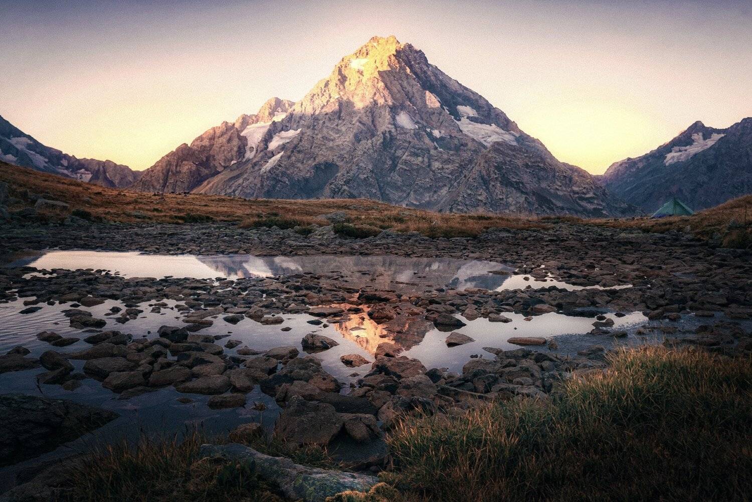 ***. Автор: Сергей Лукашенко , Сергей Лукашенко