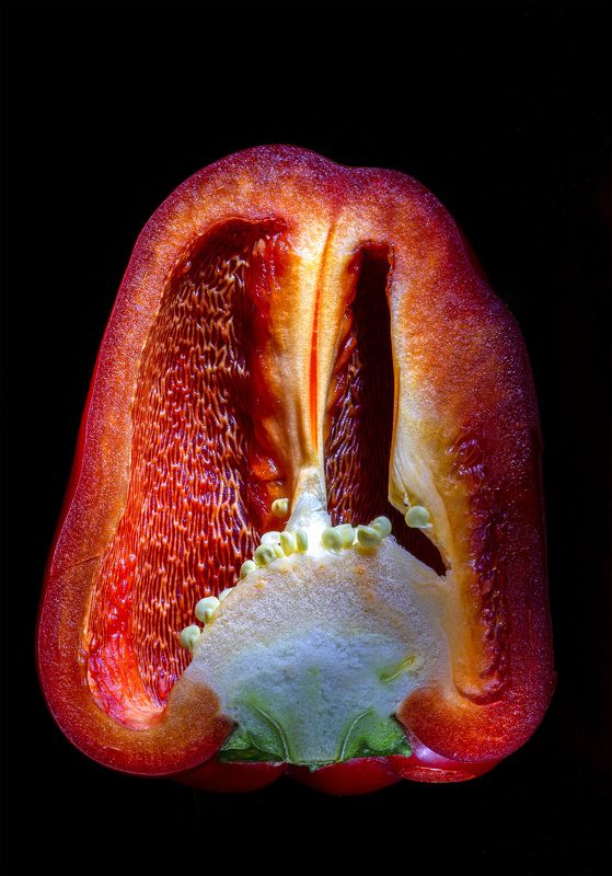 перец. кухня, еда, макро, семена перца, перец болгарский Перец в разрезеphoto preview