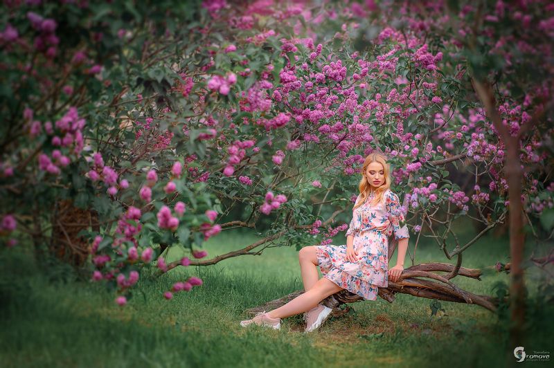 сирень, весна, девушка, настроение, 105мм Lilac mood фото превью