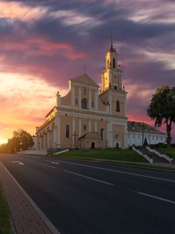 книга владыка моря, белоруссия, беларусь, костел, артем мирный, гродно, grodno, belarus, artyom mirniy, cityscape Костёл Обретения Святого Креста и монастырь бернардинцев.photo preview