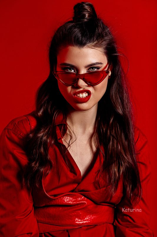 фотография, портрет, портретная фотография, девушка в красном, red, женская красота photo preview