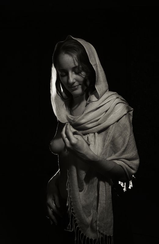 девушка портрет ню чб палантин платок грудь Палантин (продолжениеphoto preview