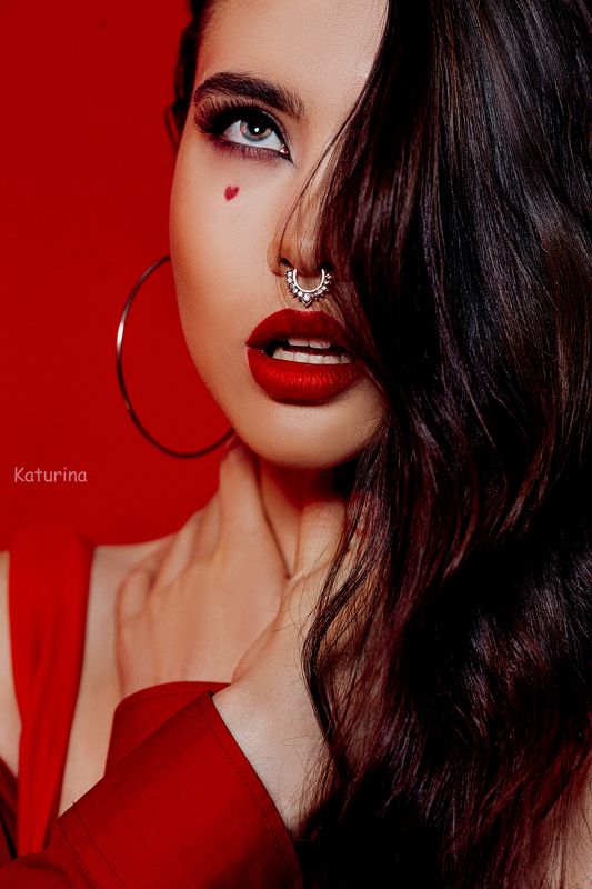 фотография, портрет, портретная фотография, девушка в красном, red, женская красота photo preview