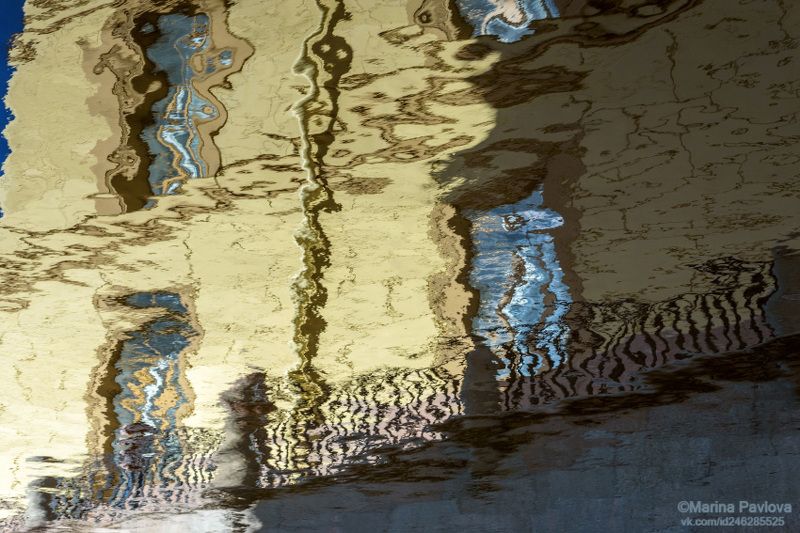 абстракция, акваабстракция, акваграфика, отражения на воде, парейдолия, зимнняя канавка, весенние отражения, петербургские акварели, nikon Призрачные обитатели параллельного мира Зимней канавкиphoto preview