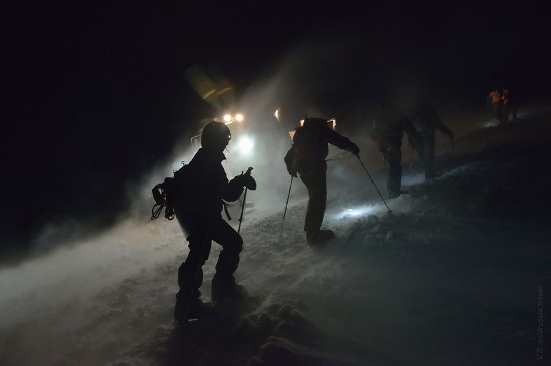 Эльбрус, Кавказ, Россия, горы, восхождение, альпинизм, спорт, экстрим, высота, снег, ночь, шагнивнеизведанное Эльбрусиада (из цикла)photo preview