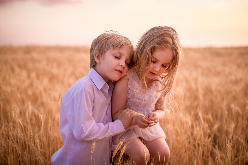 брат и сестра, дружба, любовь Братская любовьphoto preview