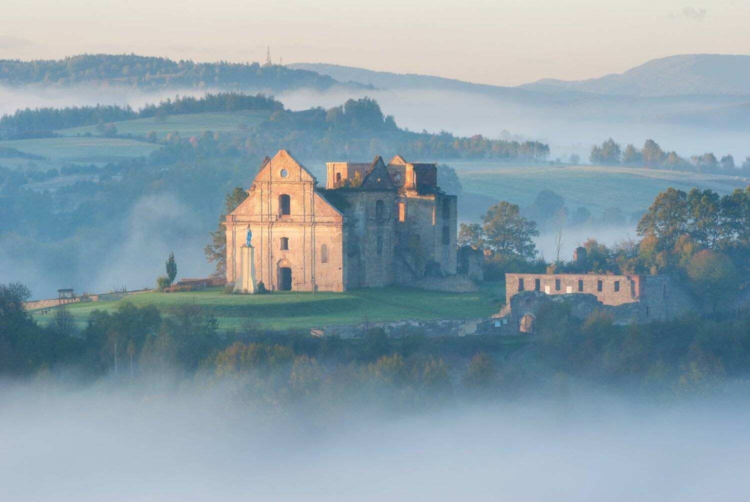 zag&oacute;rz, klasztor, bieszczady, polnd,,  Mirosław Pruchnicki