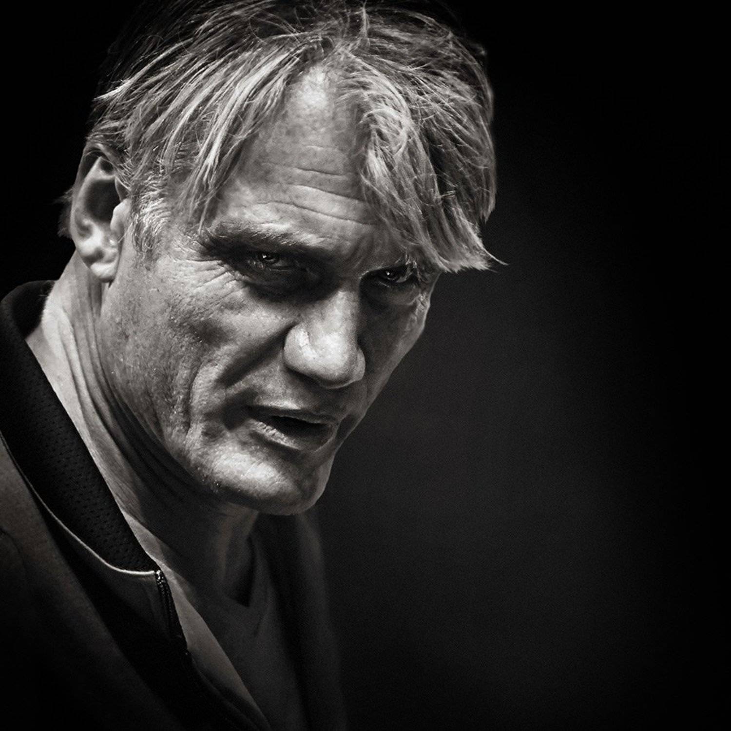 Ханс. Автор: Юрий Ефимовский Дольф Лунгрен, Юрий Ефимовский