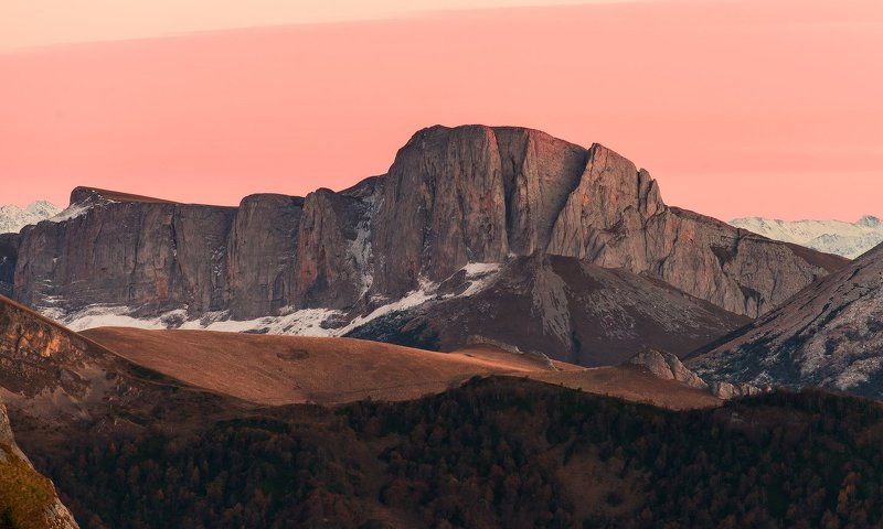 ТРИ ВЗГЛЯДА НА ВОСТОЧНЫЙ АЧЕШБОКphoto preview