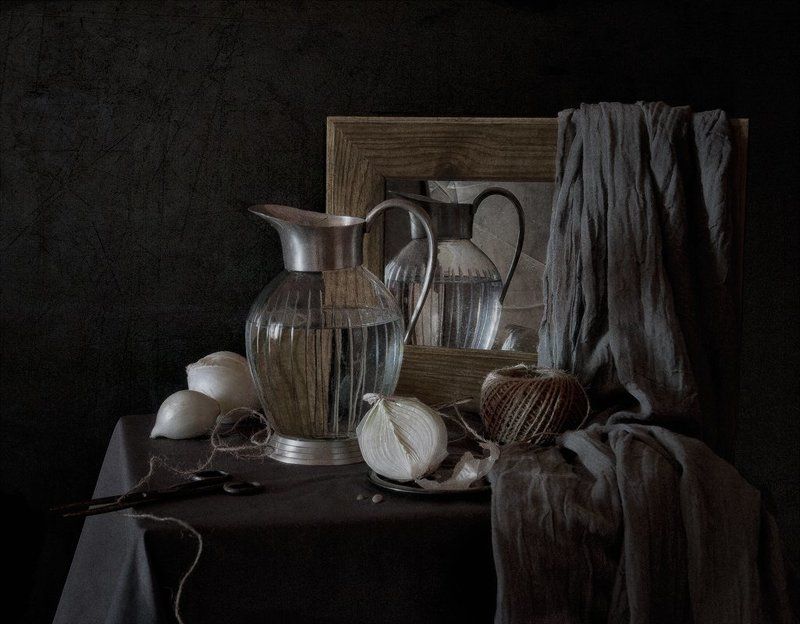 С белым лукомphoto preview