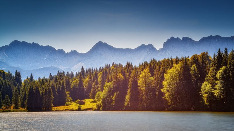 нет людей,  на улице,  гора,  природа,  дерево,  озеро,  воды,  пейзаж - пейзаж,  спокойствие,  спокойная сцена,  небо,  красота в природе,  идиллический,  день,  отражение,  не городская сцена,  путешествовать,  утро,  облако - небо, Утренняя тишинаphoto preview