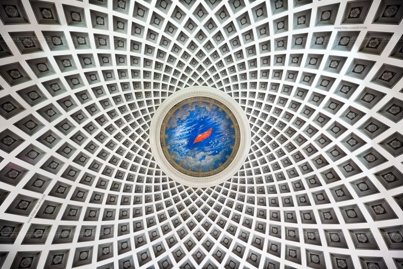 книга владыка моря, москва, кремль, россия, артем мирный, artyom mirniy, moscow, kremlin, russia, таганская, taganskaya, metro, метро, станция, ceiling, ceiling-art, capriccio «Таганская» — станция Кольцевой линии Московского метрополитена фото превью