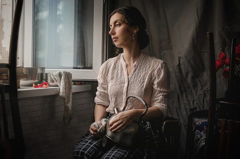 портрет, автопортрет, женский портрет, естественный свет, окно Весна пришлаphoto preview