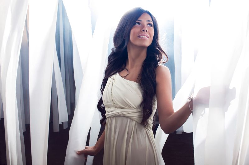 девушка, красивая Зазеркальеphoto preview