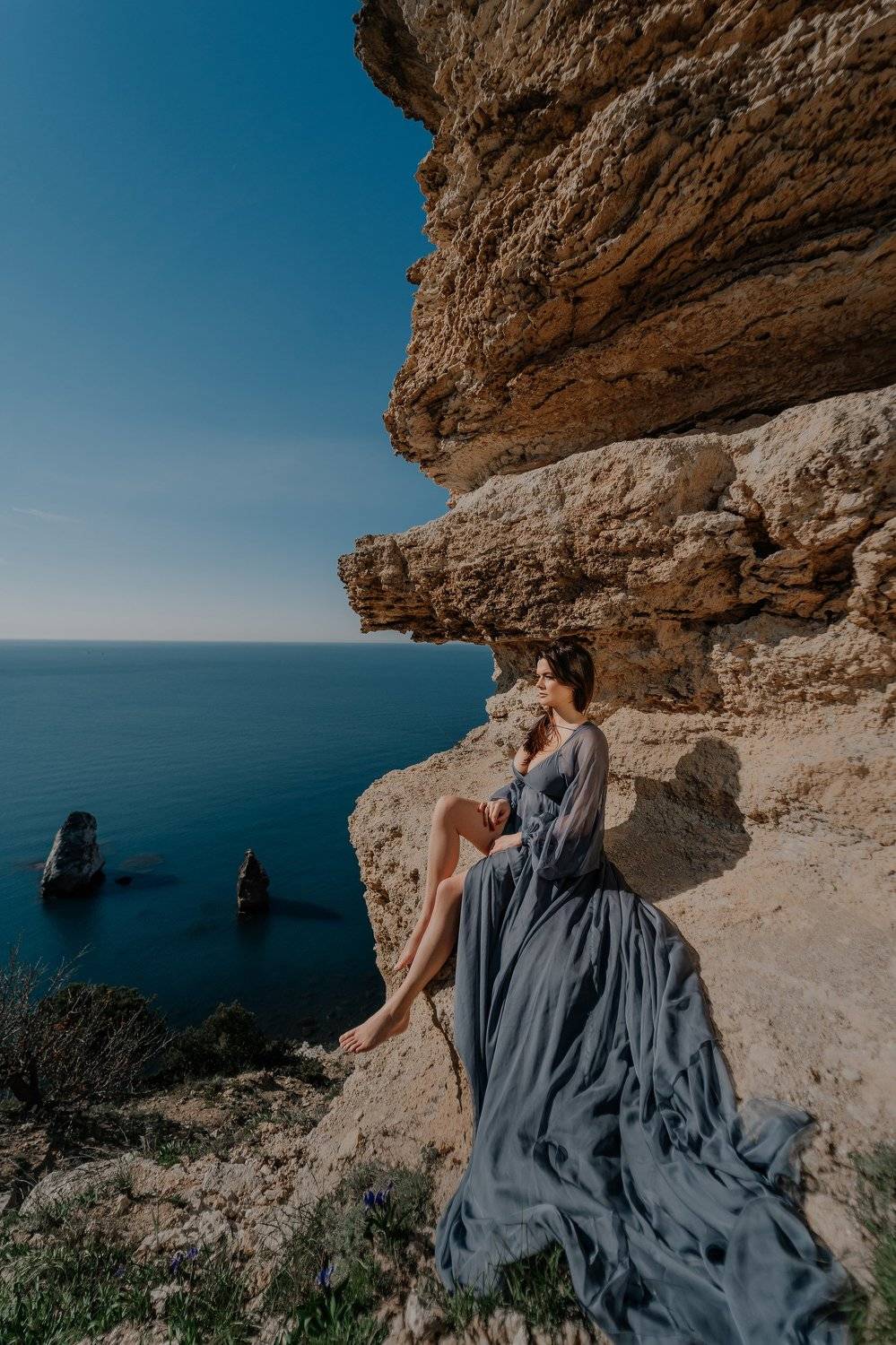 Наталья. Автор: Николай Новиков women, rock, sea, ocewan, landscape, dress, Николай Новиков