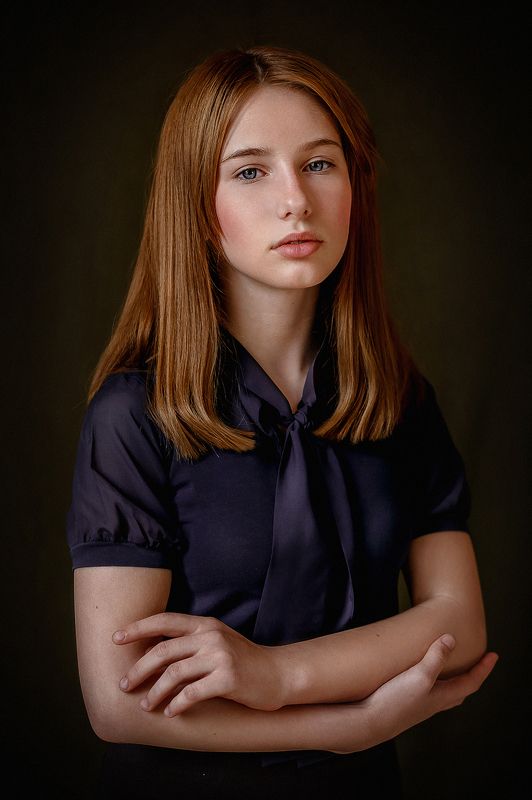 Естественное освещение, портрет, девушка, рыжие волосы Портрет школьницыphoto preview