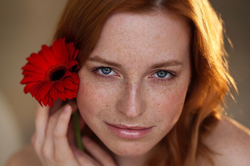 веснушки женский портрет Настенькаphoto preview