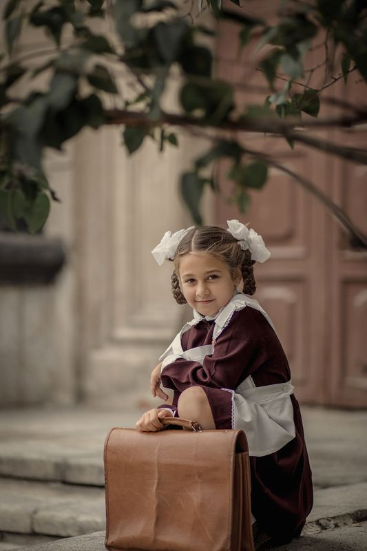 каникулы ссср винтаж школьница детский потрет Скоро каникулыphoto preview