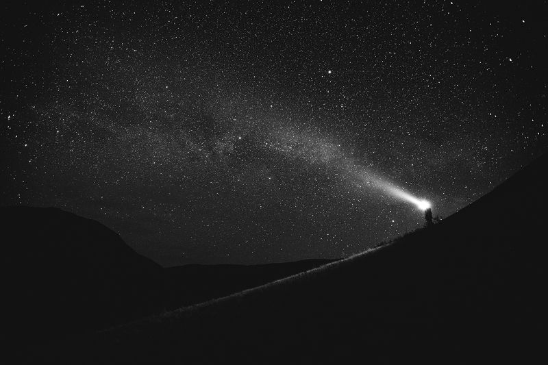 Урал, Оренбург, фотографсрюкзаком, звезды, ночь, млечный путь Освещая путьphoto preview