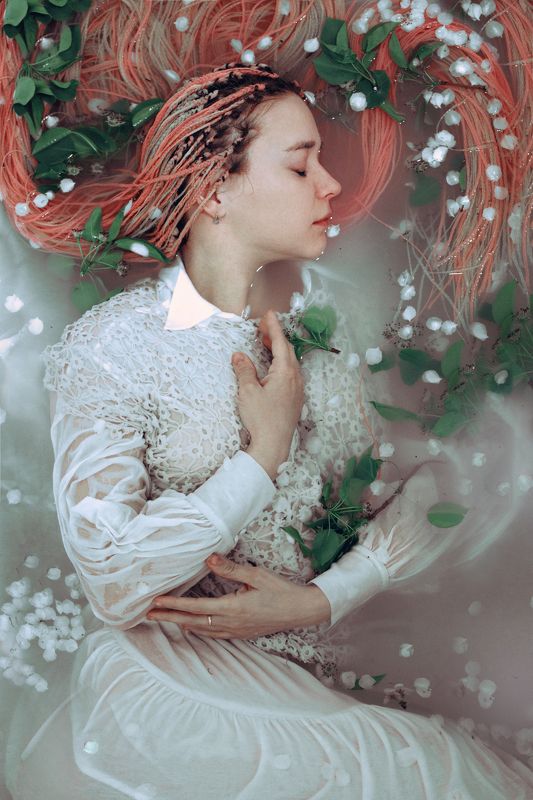 Александра photo preview