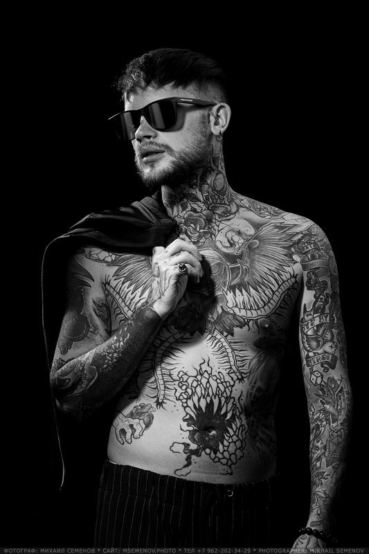 михаилсеменов, мужской, реклама, ювелирка, кольцо, браслет, ярославль, студийная, модель, мужчина, тату Yokajjewelphoto preview