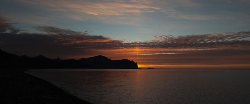 mountain, sun, sun rise, dawn glow, sea, рассвет, горы, море, пейзаж, landscape Flame glowphoto preview