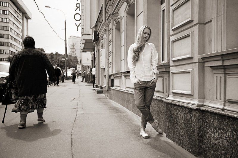 балерина в городеphoto preview