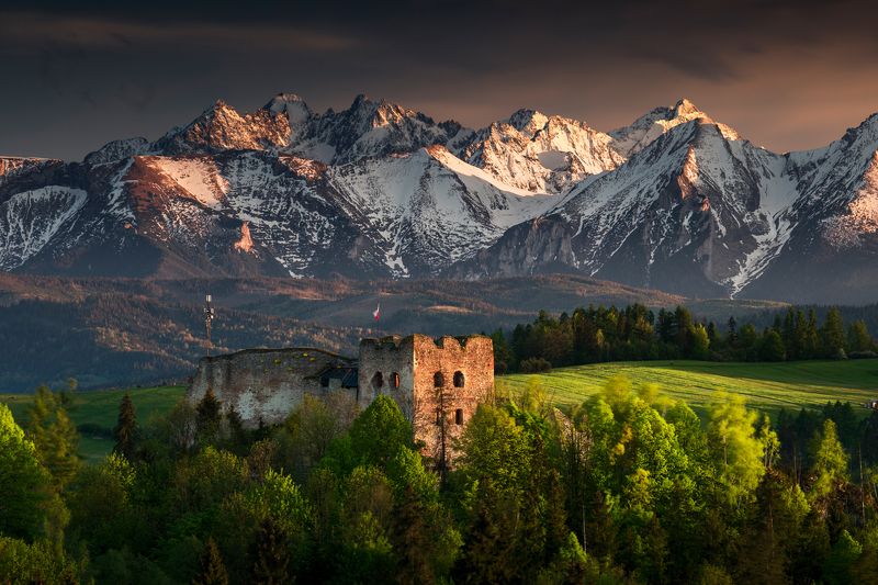 czorsztyn, castle, golden hours, canon, małopolska, landscape, scenery, mountains, góry, polska, poland, travel, photography, silesia, Castle in Czorsztynphoto preview