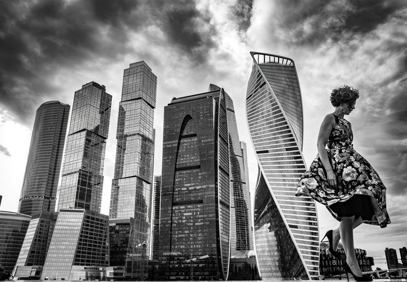 The beauty leaves a city.photo preview