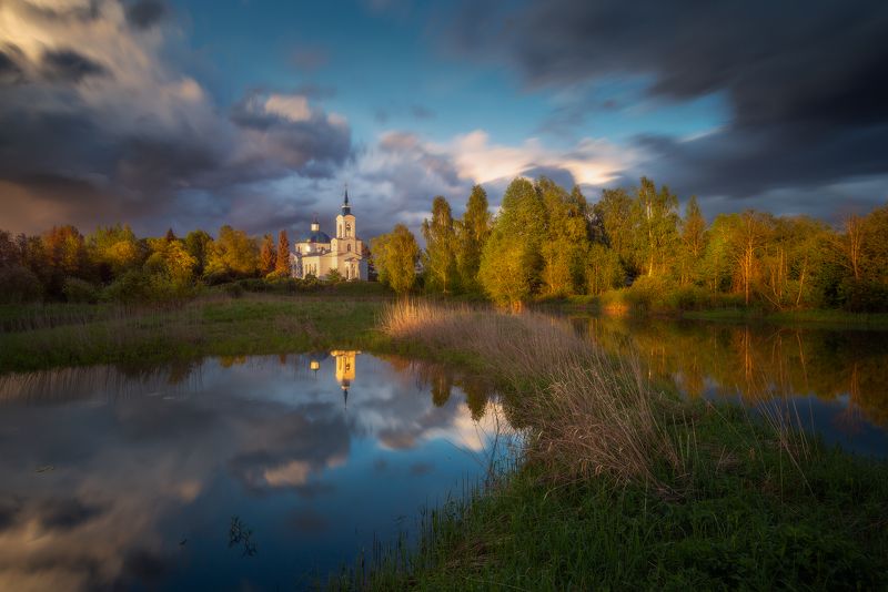 вечер, небо, церковь, река, отражения Майский вечерphoto preview