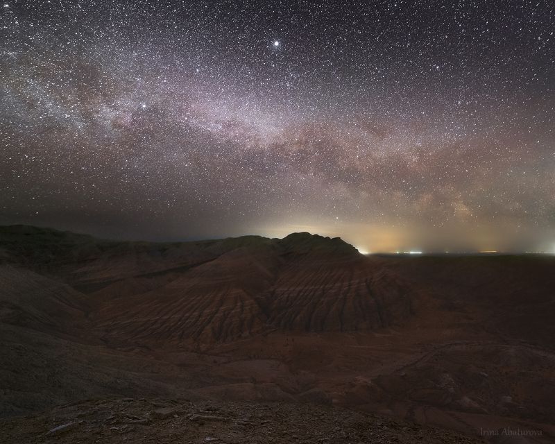 Млечный путь над фото превью