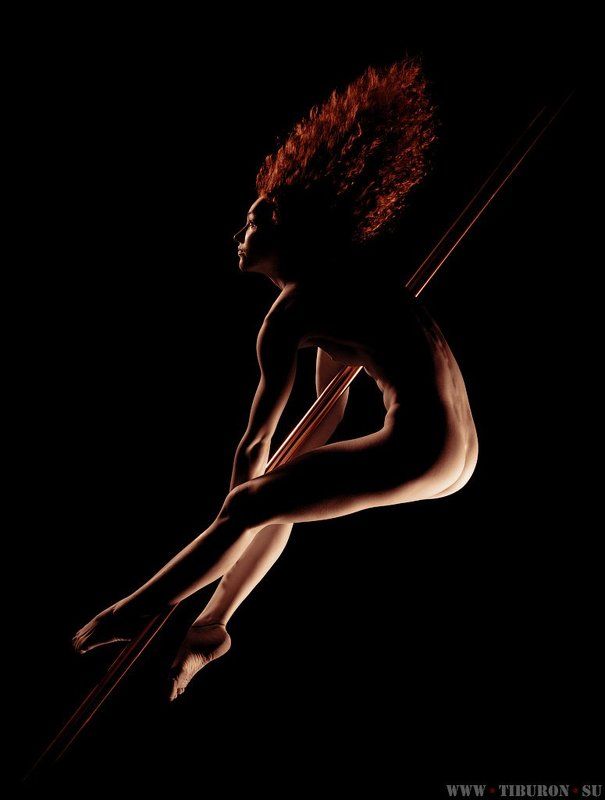 Dark, Fire, Light, Pole dance, Red, Sport, Witch, Woman, Девушка, Пилон, Полет, Рыжая, Свет, Светографика, Спорт, Тень ***photo preview