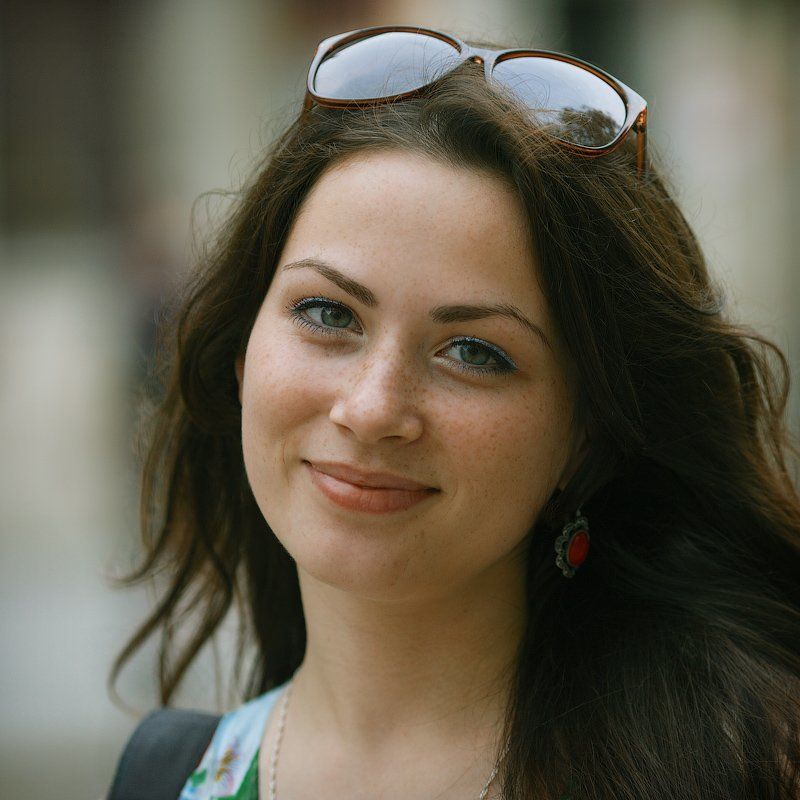 Незнакомкаphoto preview